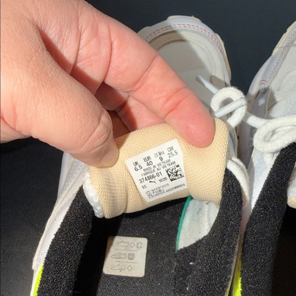 Puma Sneakers - Picture 3 of 4